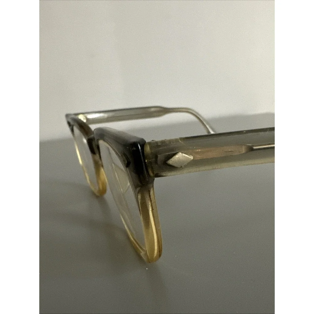 Usa vintage glasses